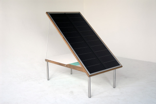 Illustration for article titled SunTable Solar-Powered Gadget Charger Goes on Sale
